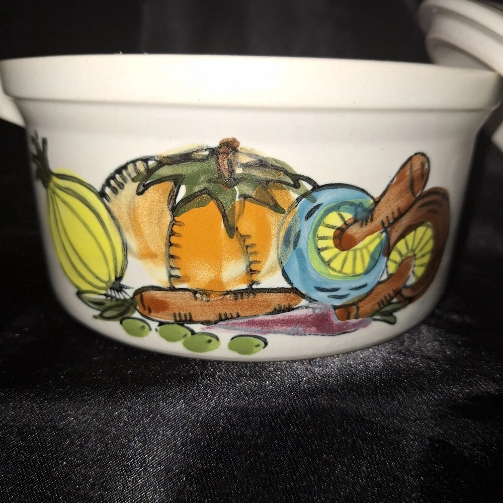 Vintage Stoneware Crock With Lid~Vegetable Design~Oven Proof~Korea~Hand Painted